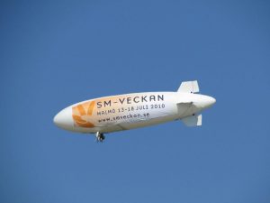 10米油动遥控飞艇